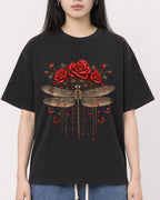 Mockup Boxy Heavyweight Tee Black female close-up 01