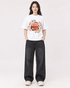 Mockup Boxy Heavyweight Tee White female full-body 03