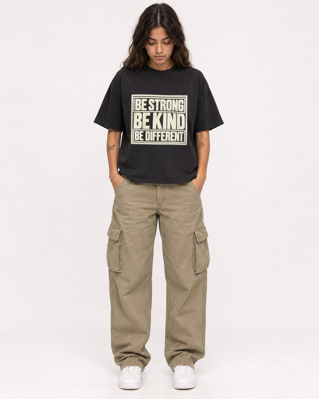 Mockup Boxy Heavyweight Tee Black female full-body 06