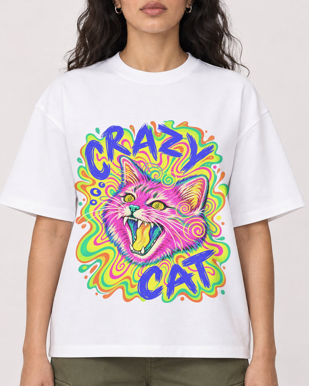 Mockup Boxy Heavyweight Tee White female close-up 07