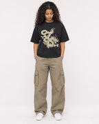 Mockup Boxy Heavyweight Tee Black female full-body 10