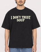 Mockup Boxy Heavyweight Tee Black male close-up 02