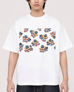 Mockup Boxy Heavyweight Tee White male close-up 11