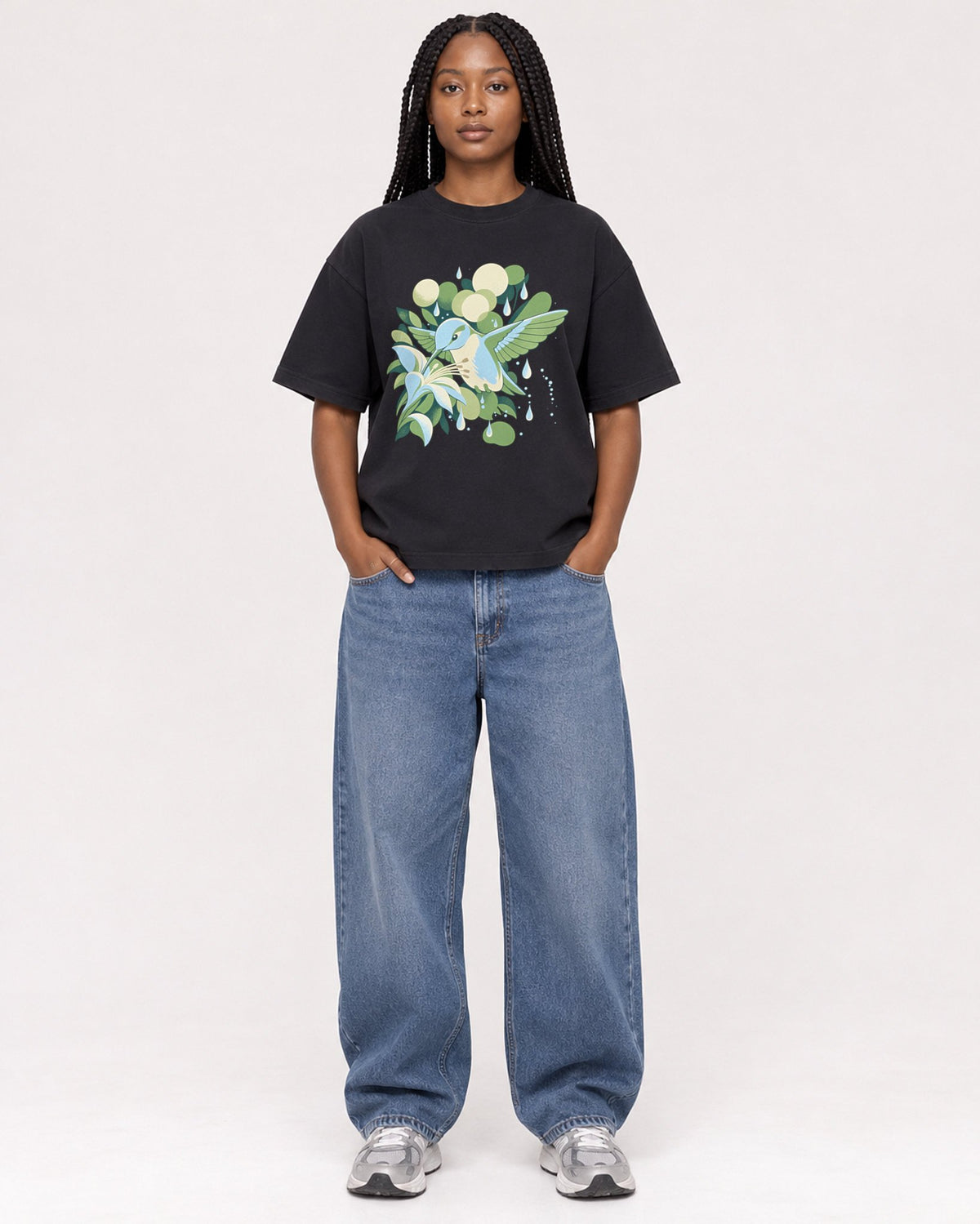 Mockup Boxy Heavyweight Tee Black female full-body 04
