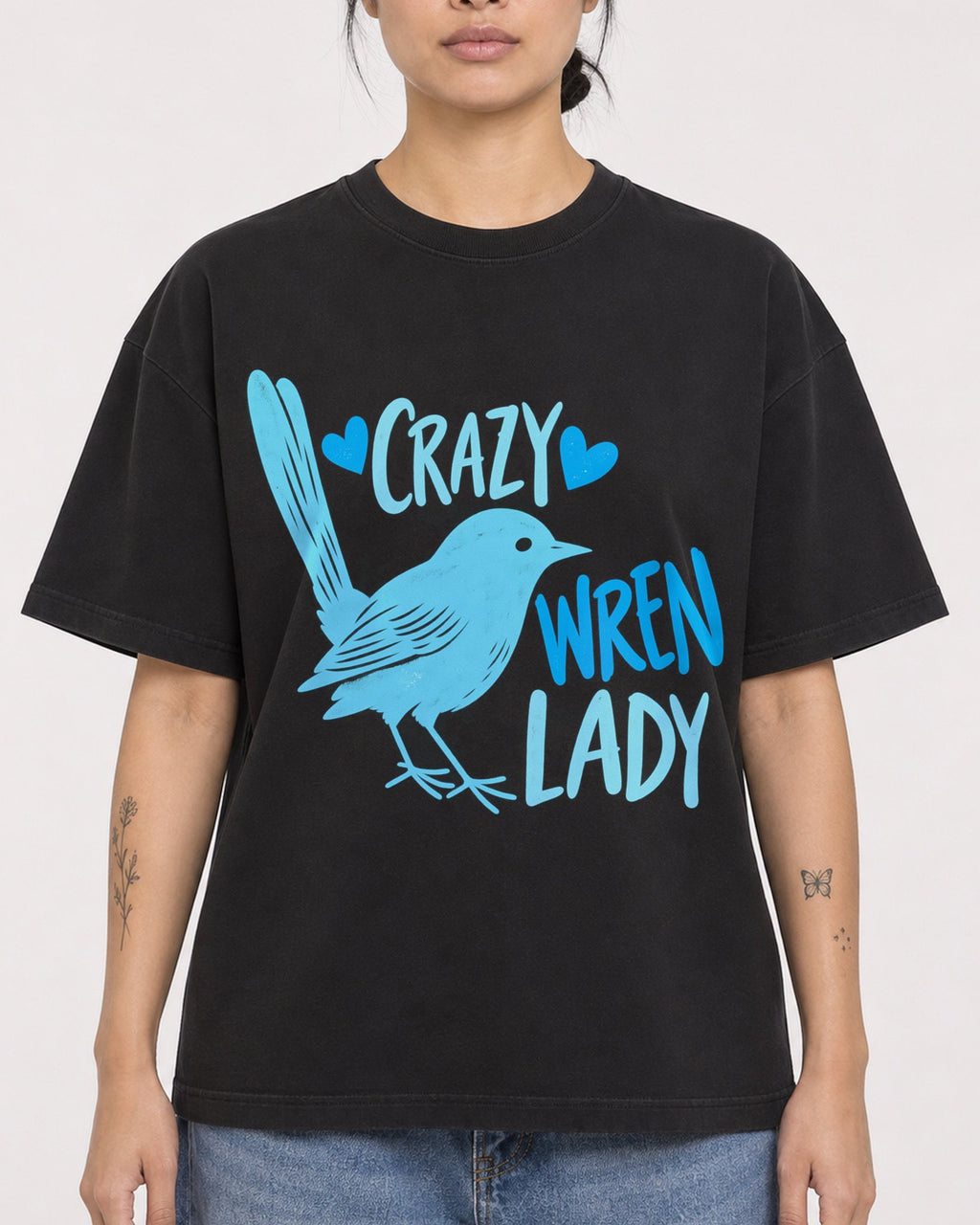 Mockup Boxy Heavyweight Tee Black female close-up 12