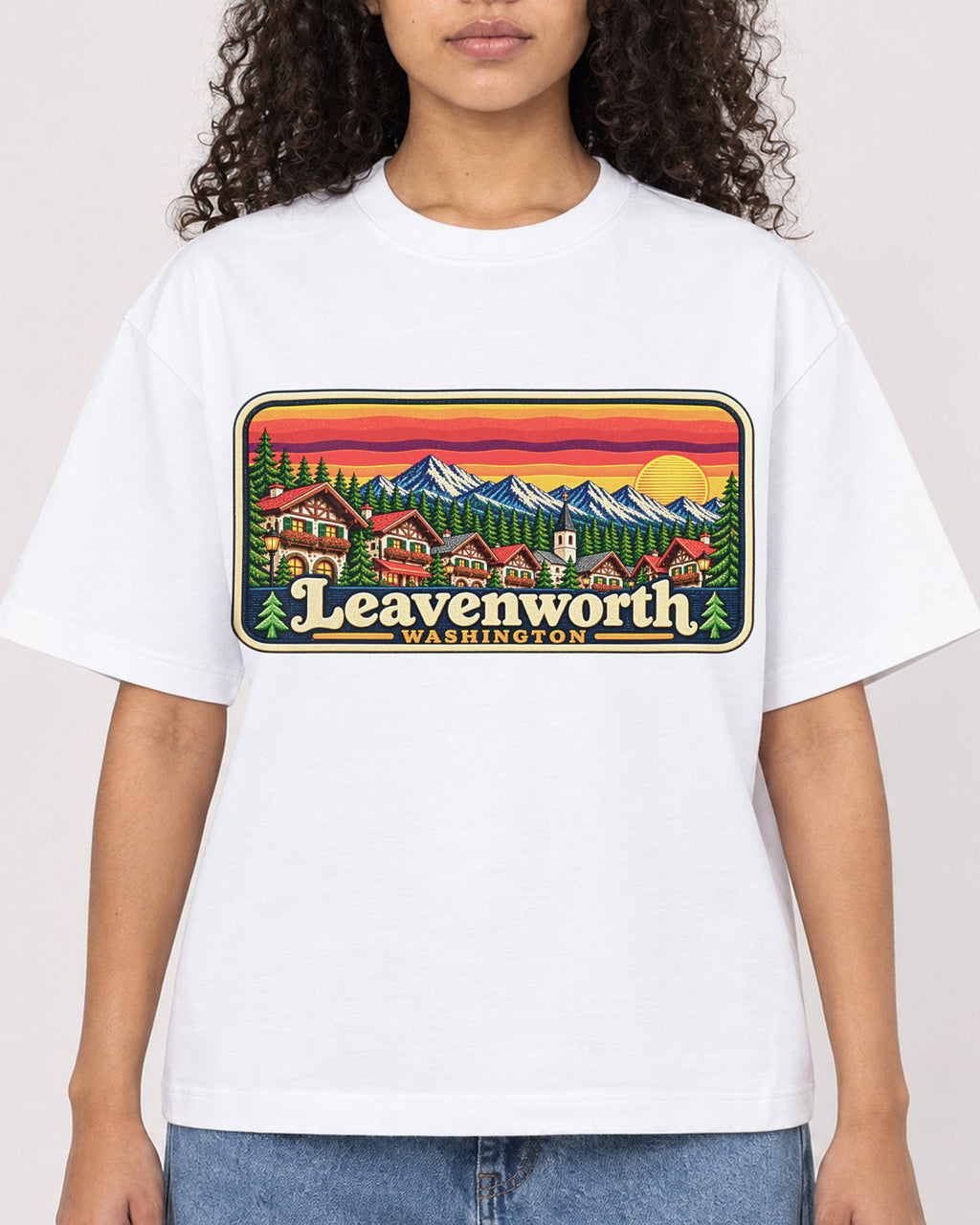 Mockup Boxy Heavyweight Tee White female close-up 10