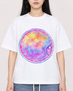 Mockup Boxy Heavyweight Tee White female close-up 01