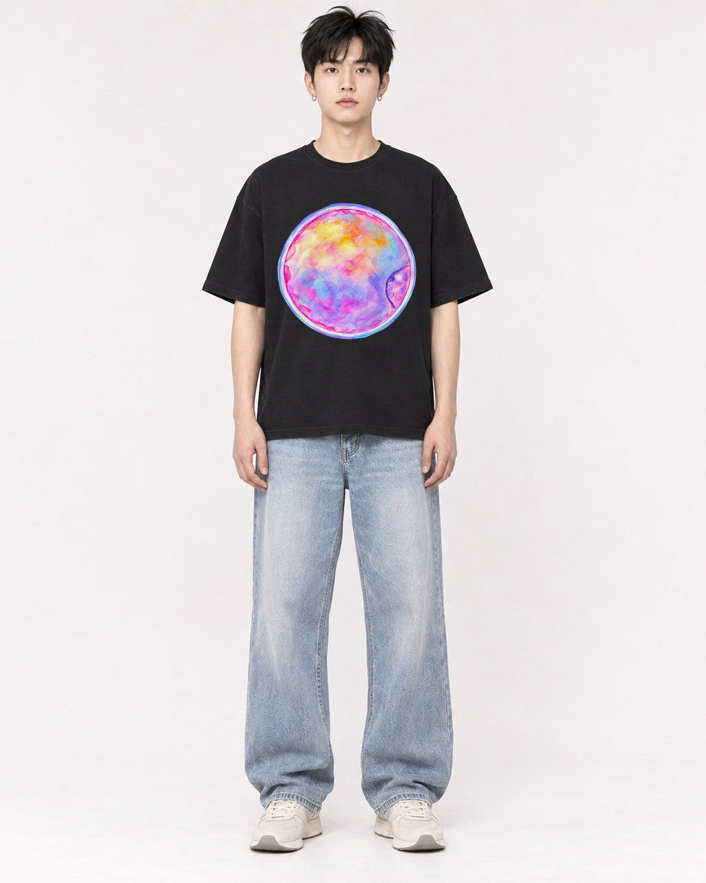 Mockup Boxy Heavyweight Tee Black male full-body 01
