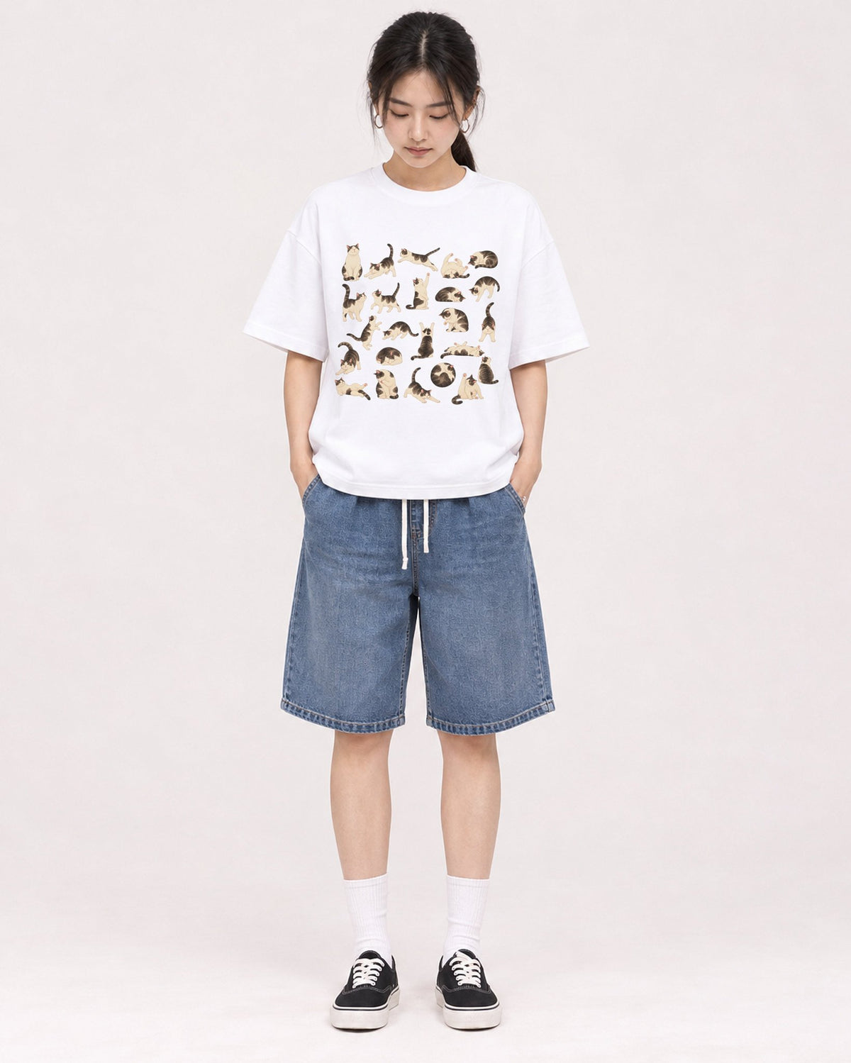 Mockup Boxy Heavyweight Tee White female full-body 21