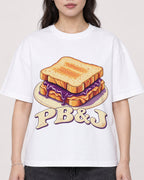 Mockup Boxy Heavyweight Tee White female close-up 03