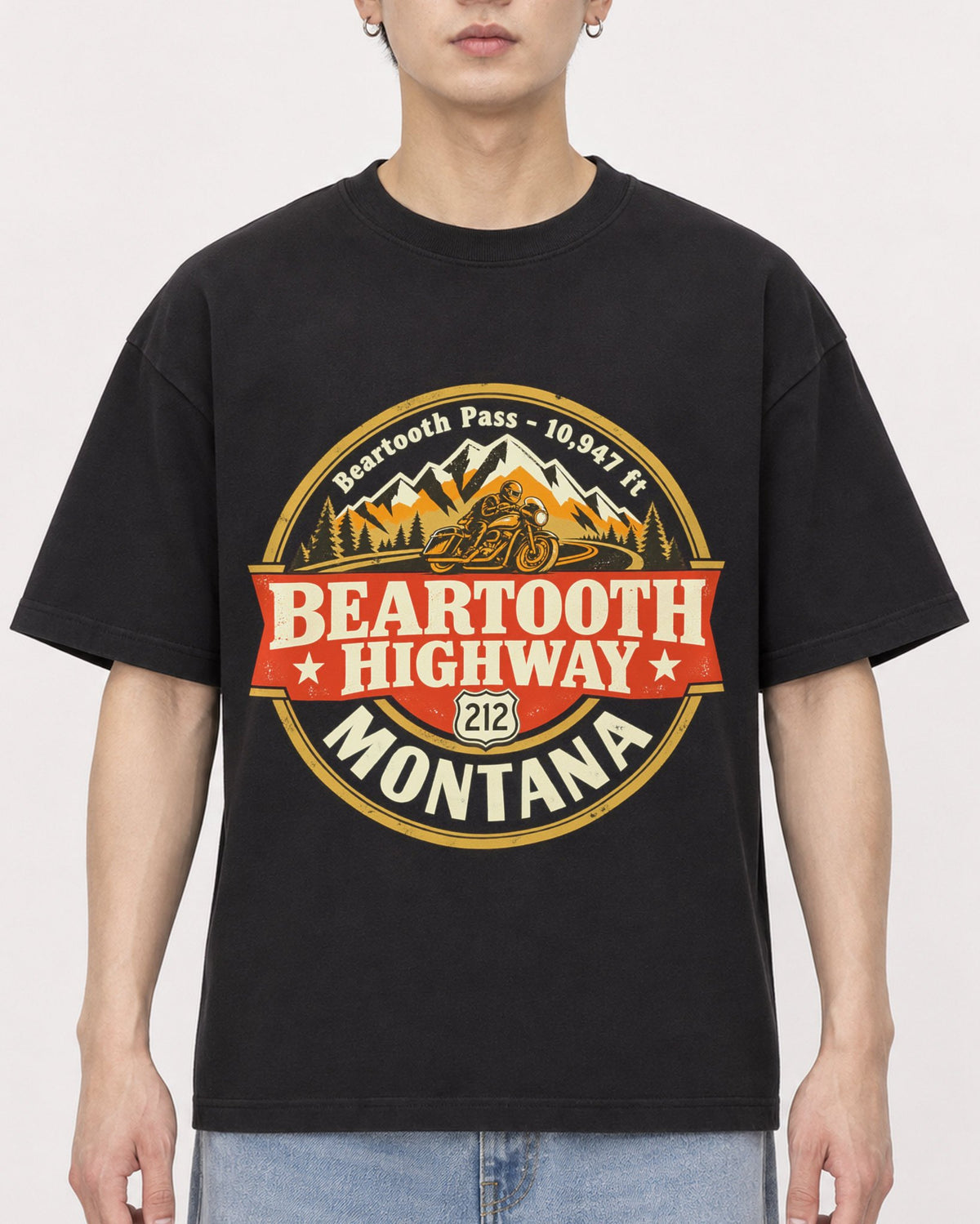 Mockup Boxy Heavyweight Tee Black male close-up 01