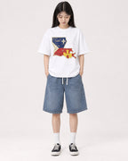 Mockup Boxy Heavyweight Tee White female full-body 01