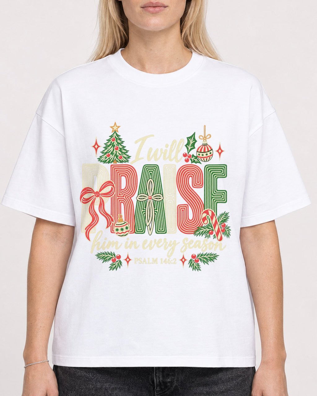 Mockup Boxy Heavyweight Tee White female close-up 08