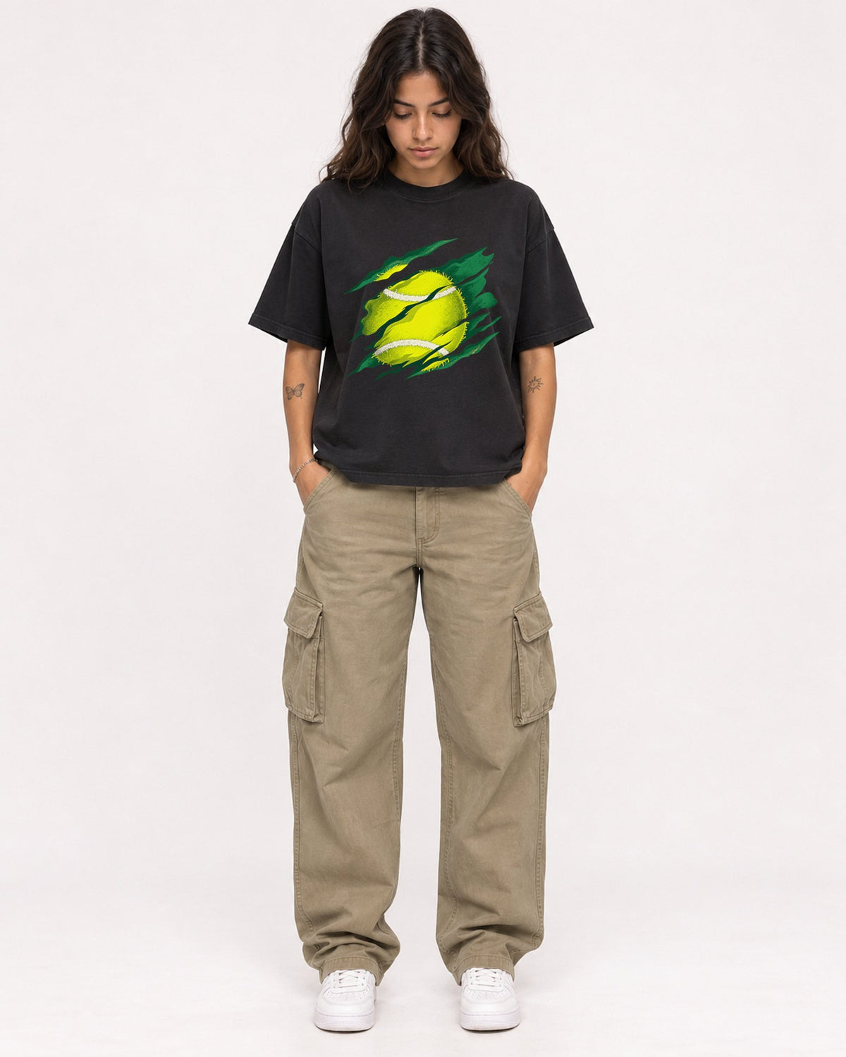 Mockup Boxy Heavyweight Tee Black female full-body 06