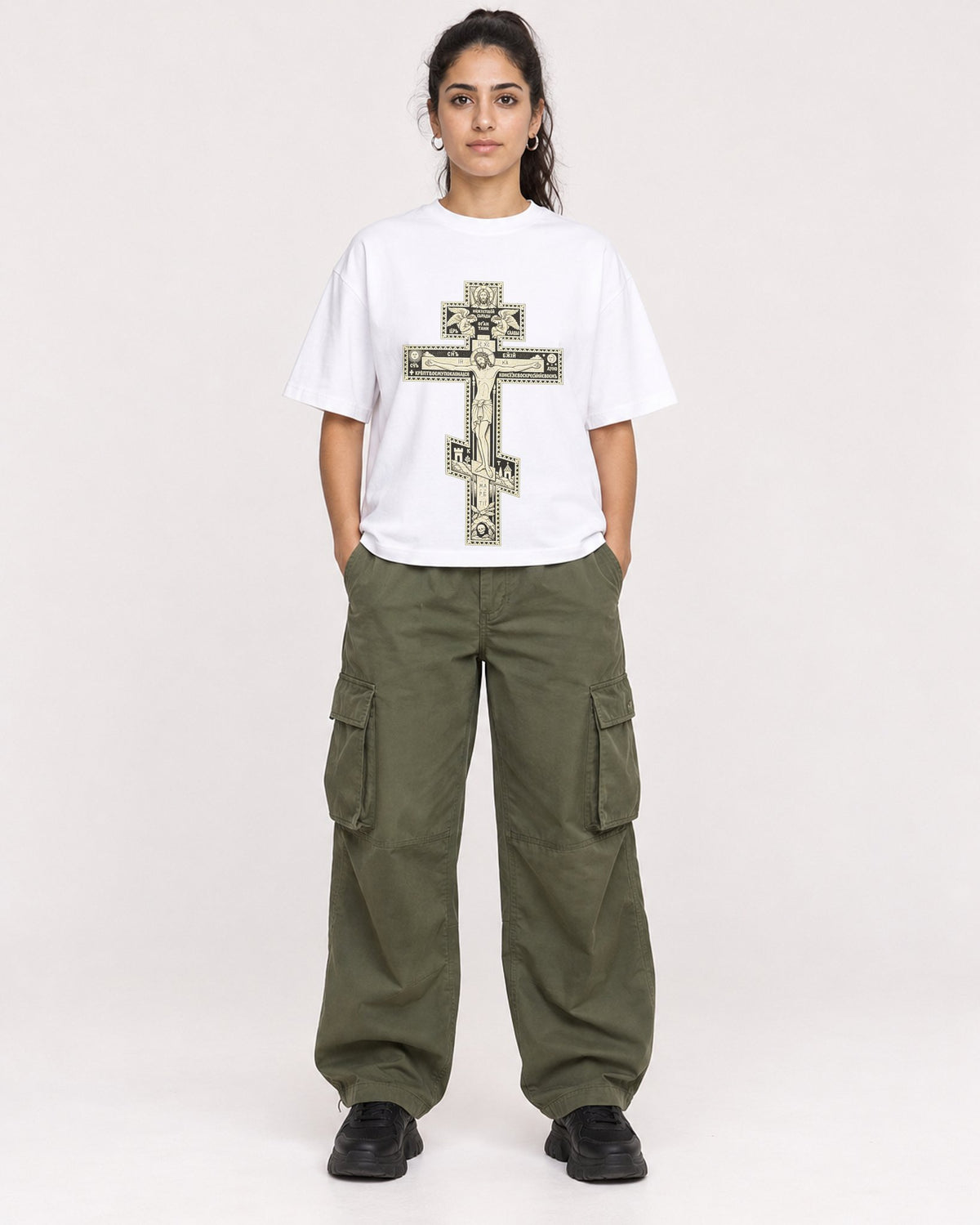 Mockup Boxy Heavyweight Tee White female full-body 47