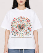 Mockup Boxy Heavyweight Tee White female close-up 01