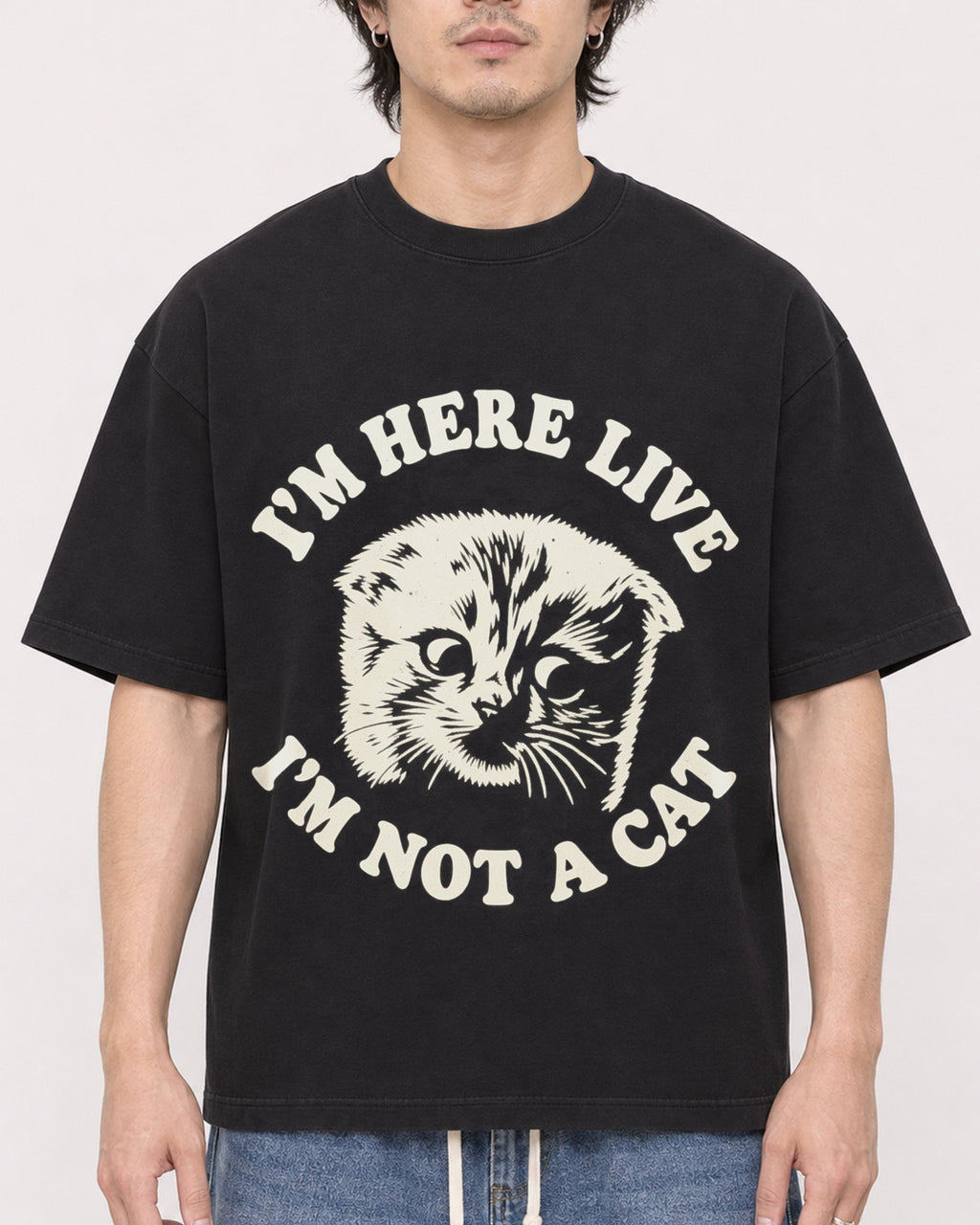 Mockup Boxy Heavyweight Tee Black male close-up 03