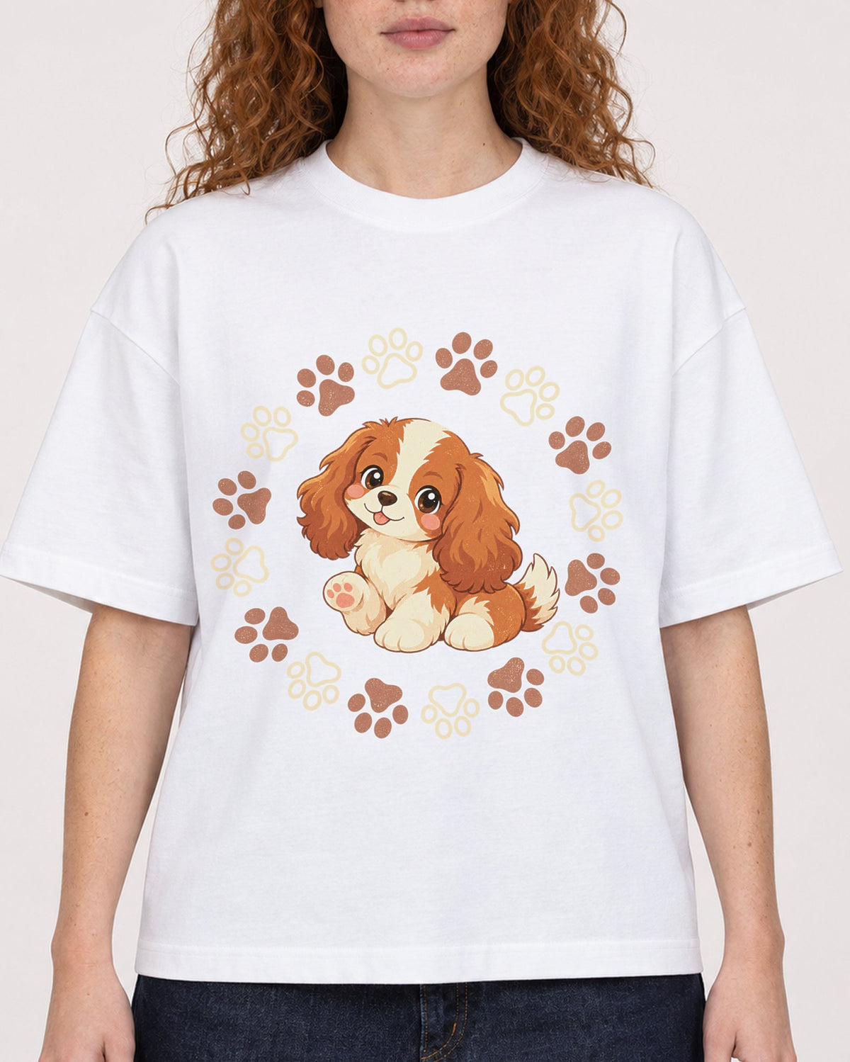 Mockup Boxy Heavyweight Tee White female close-up 09