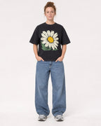Mockup Boxy Heavyweight Tee Black female full-body 28