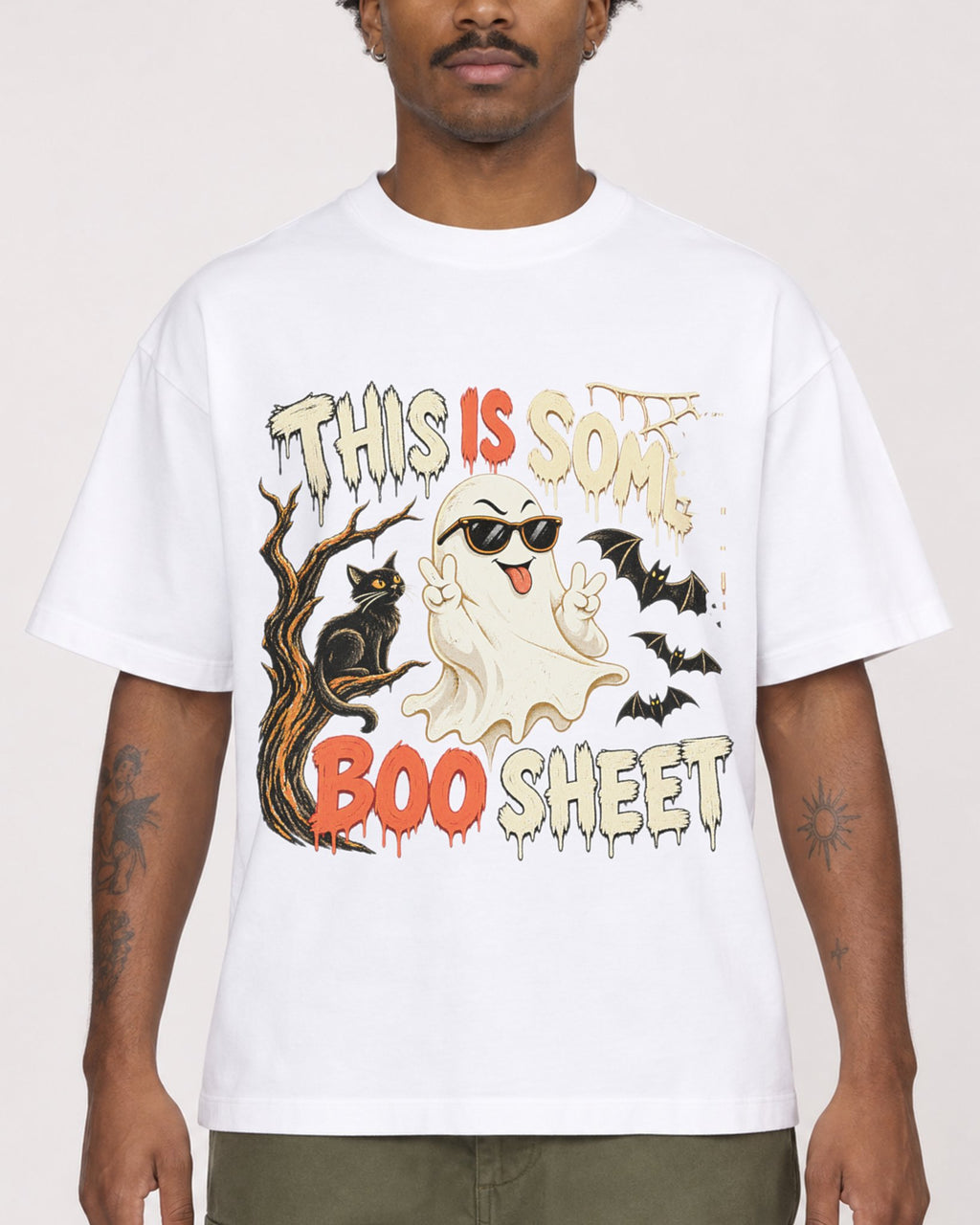 Mockup Boxy Heavyweight Tee White male close-up 24