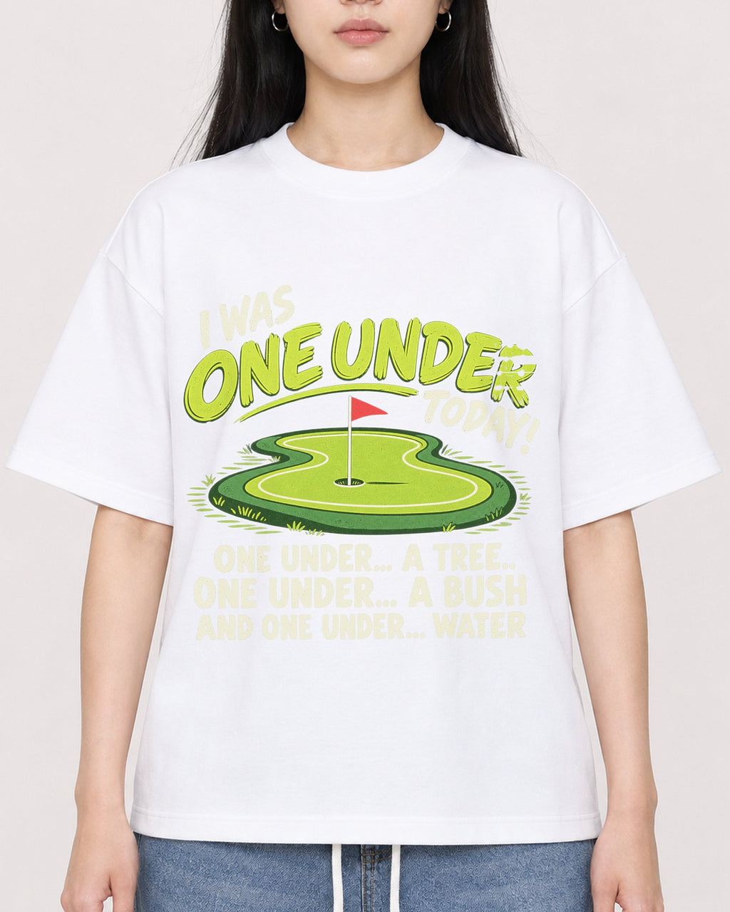 Mockup Boxy Heavyweight Tee White female close-up 01