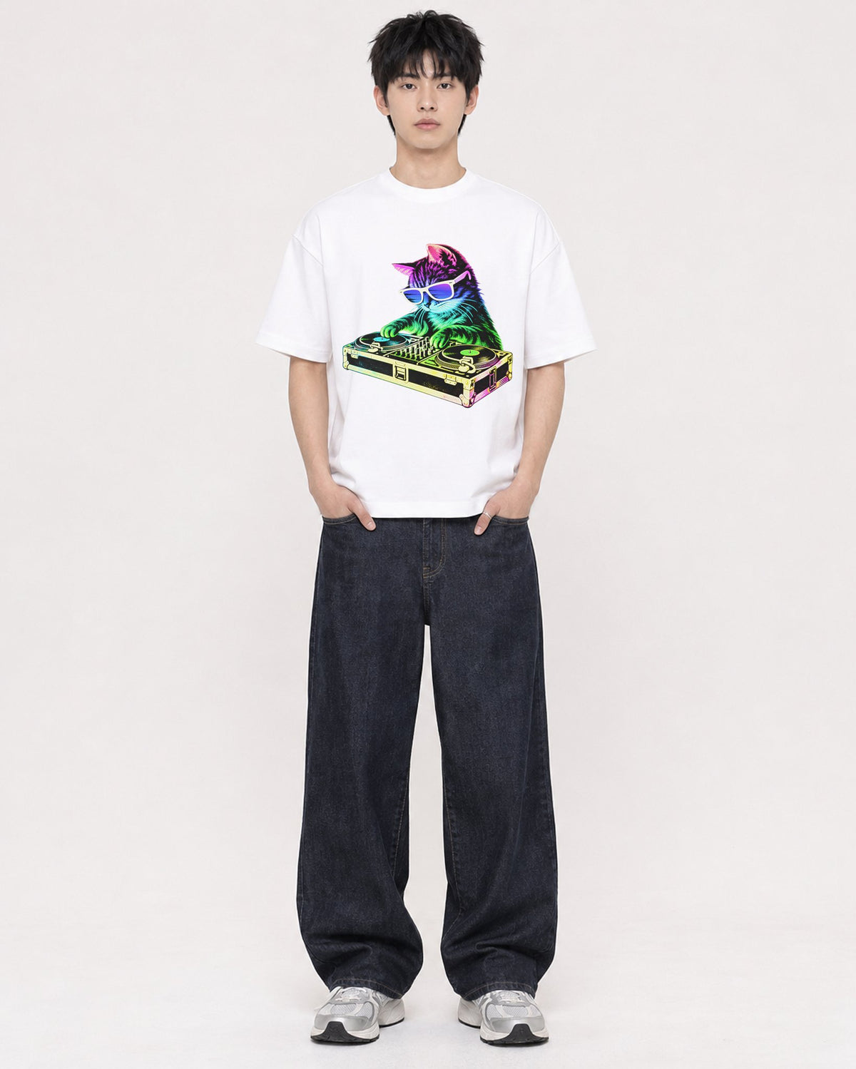 Mockup Boxy Heavyweight Tee White male full-body 01