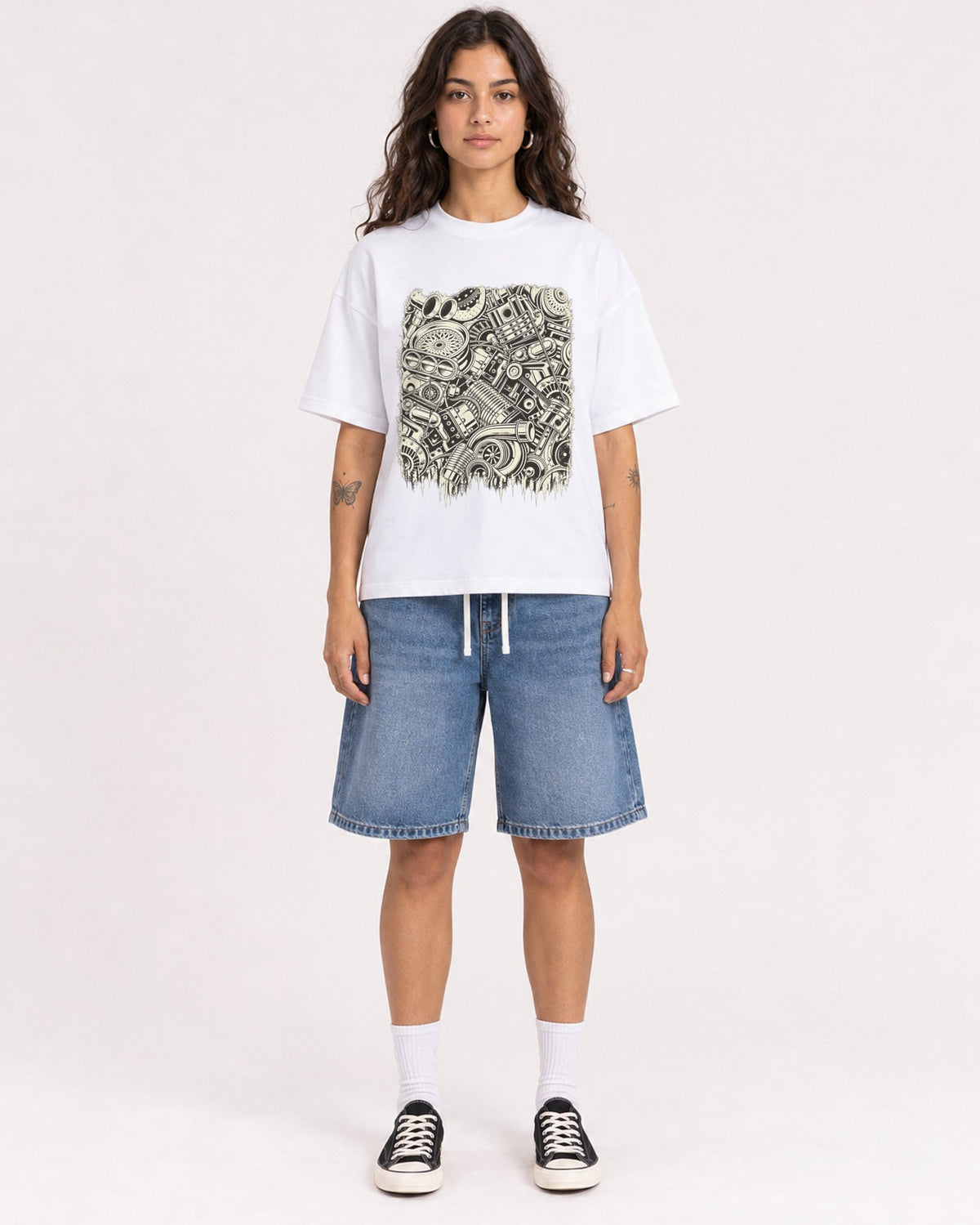Mockup Boxy Heavyweight Tee White female full-body 06