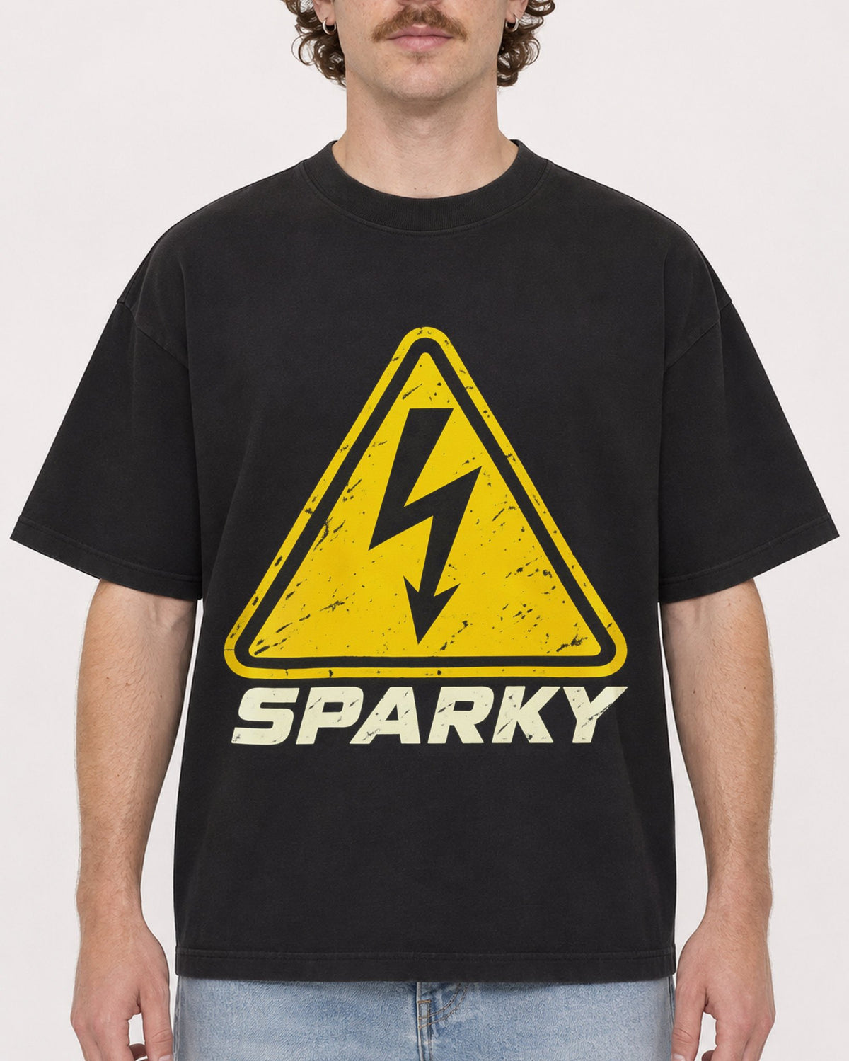 Mockup Boxy Heavyweight Tee Black male close-up 09