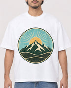 Mockup Boxy Heavyweight Tee White male close-up 02
