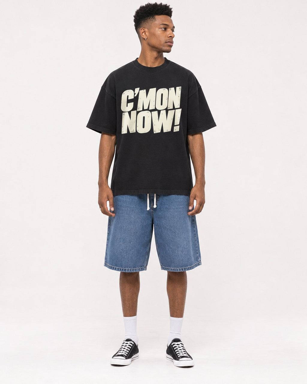 Mockup Boxy Heavyweight Tee Black male full-body 15