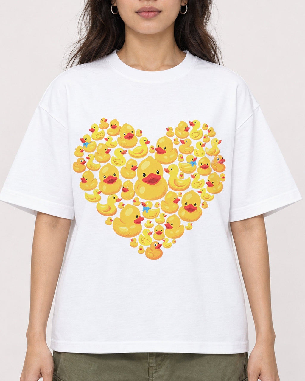 Mockup Boxy Heavyweight Tee White female close-up 02