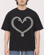 Mockup Boxy Heavyweight Tee Black male close-up 03