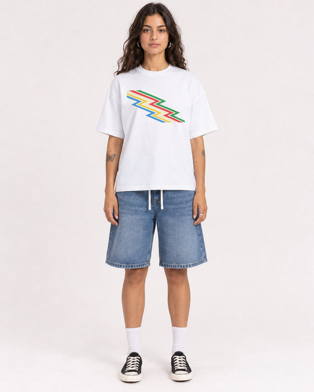 Mockup Boxy Heavyweight Tee White female full-body 06