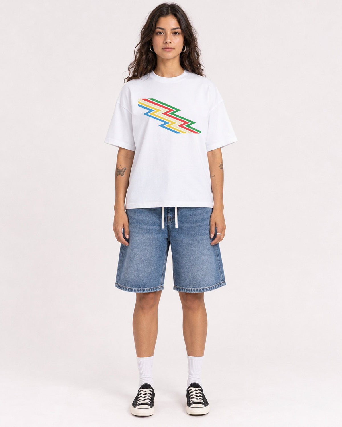 Mockup Boxy Heavyweight Tee White female full-body 06