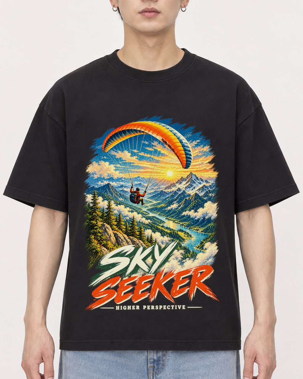 Mockup Boxy Heavyweight Tee Black male close-up 01