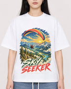 Mockup Boxy Heavyweight Tee White female close-up 01