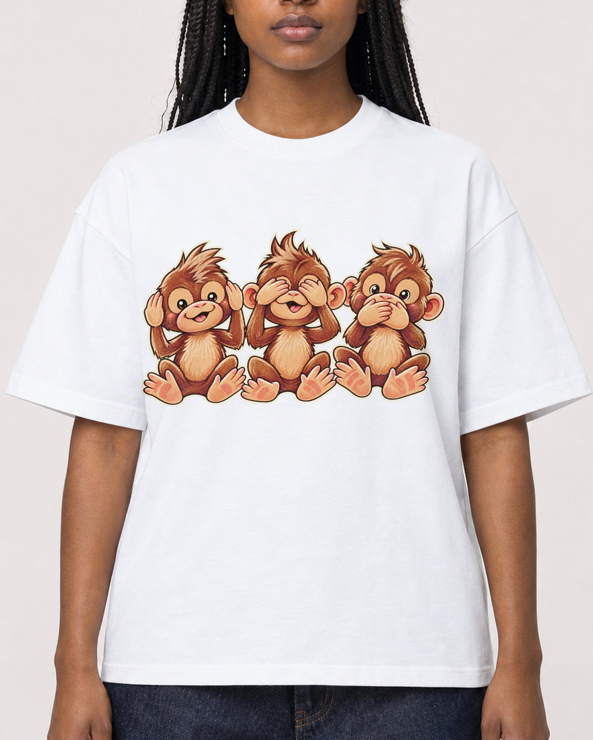 Mockup Boxy Heavyweight Tee White female close-up 04