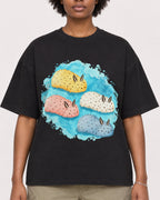 Mockup Boxy Heavyweight Tee Black female close-up 14