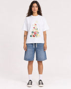 Mockup Boxy Heavyweight Tee White female full-body 06
