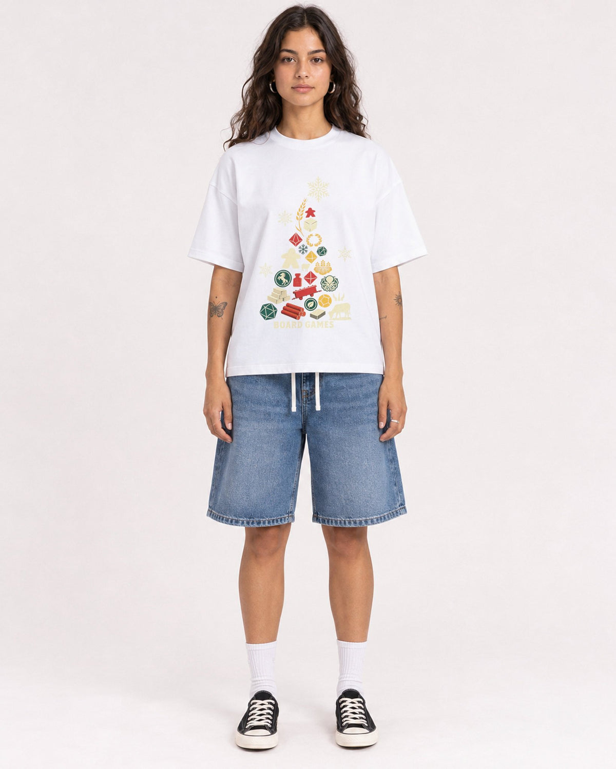 Mockup Boxy Heavyweight Tee White female full-body 06