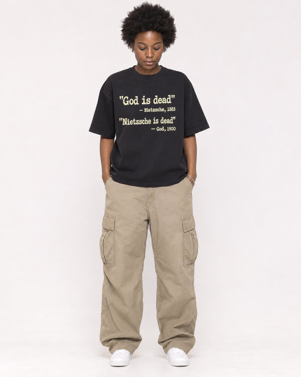 Mockup Boxy Heavyweight Tee Black female full-body 14