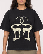 Mockup Boxy Heavyweight Tee Black female close-up 06