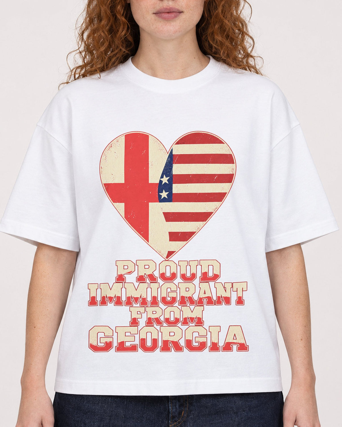 Mockup Boxy Heavyweight Tee White female close-up 09