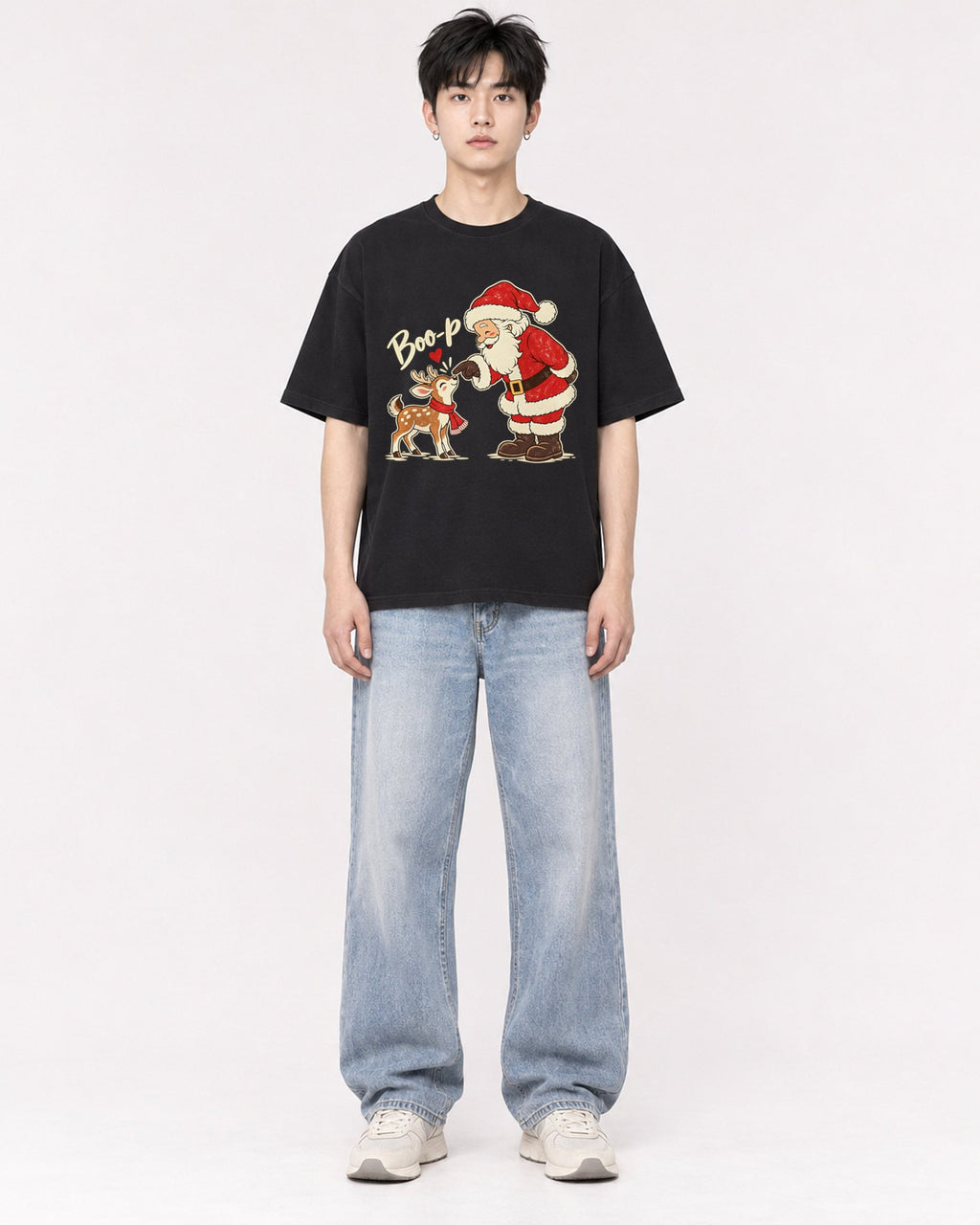 Mockup Boxy Heavyweight Tee Black male full-body 01