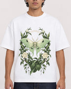 Mockup Boxy Heavyweight Tee White male close-up 26