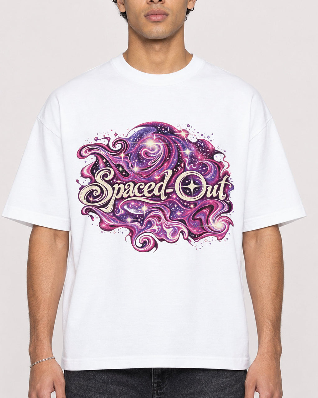 Mockup Boxy Heavyweight Tee White male close-up 10