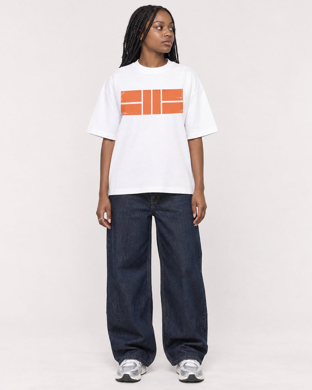 Mockup Boxy Heavyweight Tee White female full-body 04