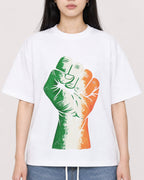 Mockup Boxy Heavyweight Tee White female close-up 01