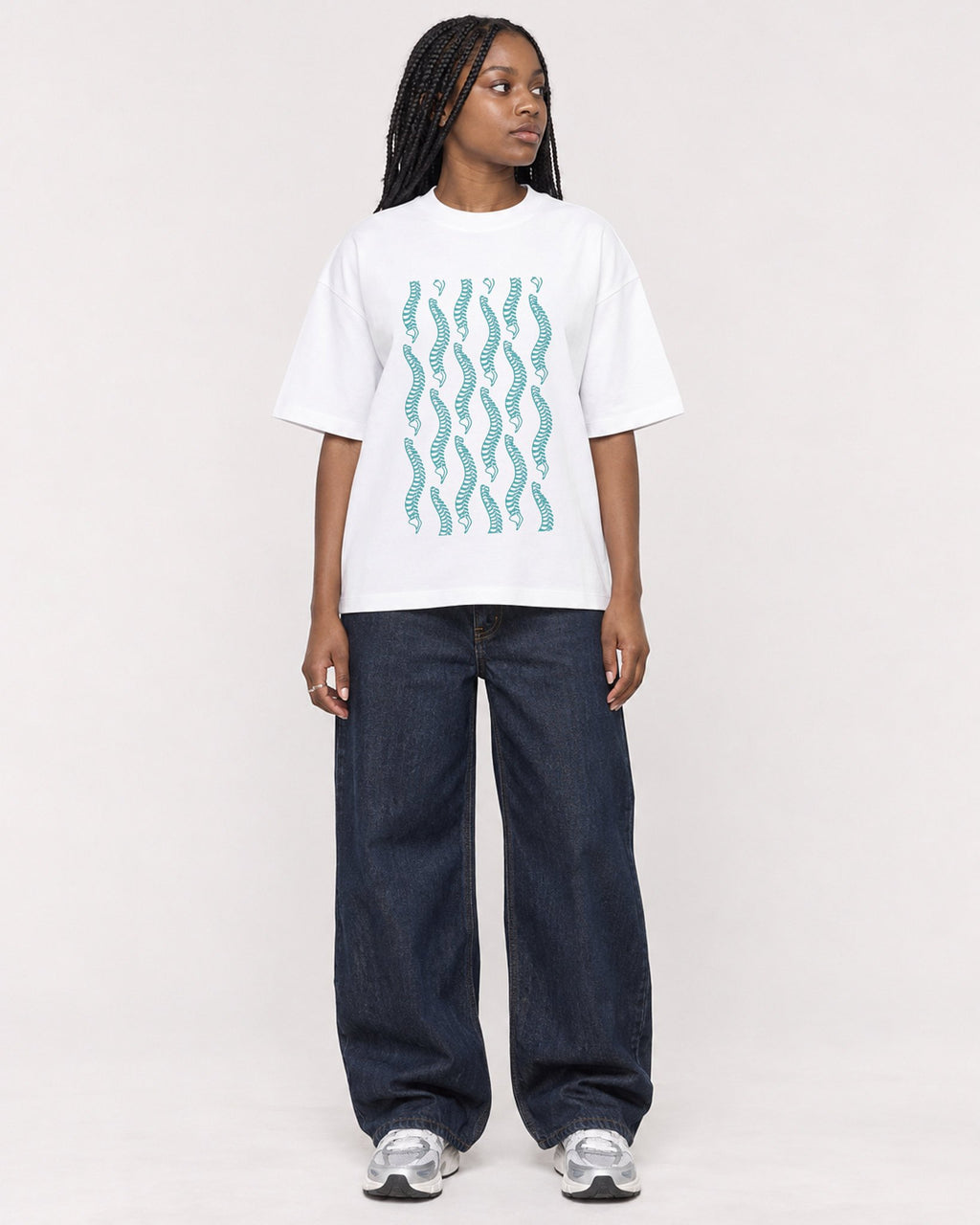 Mockup Boxy Heavyweight Tee White female full-body 04