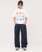 Mockup Boxy Heavyweight Tee White female full-body 29